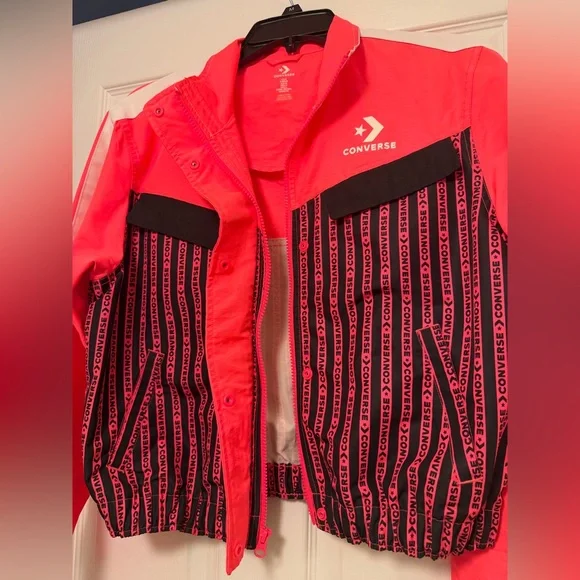 Converse Neon Pink and Black Windbreaker Track Jacket Size Medium - Picture 3 of 5